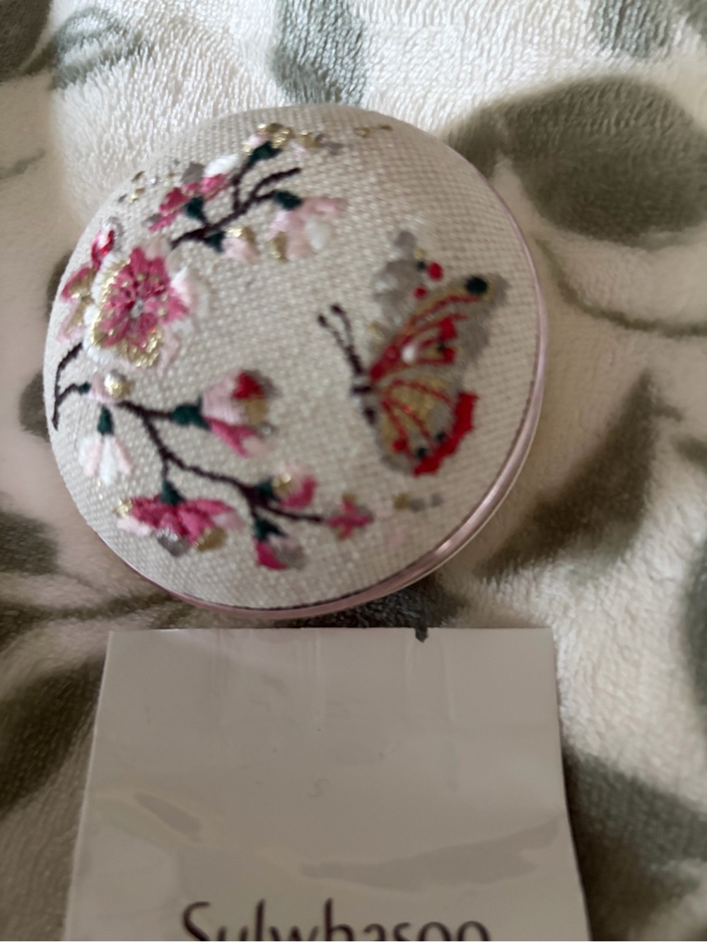 Sulehasoo  no longer available limited Pink Floral Embroidered Compact Mirror.